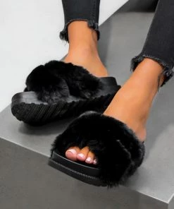LIV ADELLA Chunky Faux Fur Sandals - Black