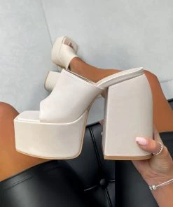 NDS SHOES ASHLYN Super Chunky Platform Heels - Nude