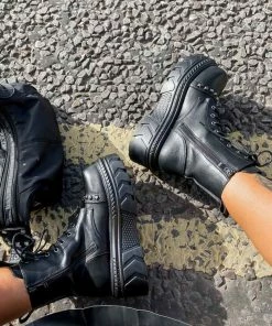 ELG CHARGE Chunky Lace Up Platform Ankle Boots - Black