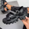 CIT SHOES COMPLEX Chunky Crossover Sandals - Black