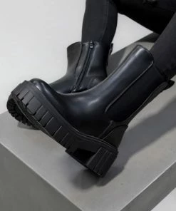 MOY FABIA Chunky Platform Ankle Boots - Black