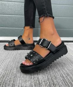 ELG SHOES HOLD ON Chunky Studded Buckle Sandals - Black