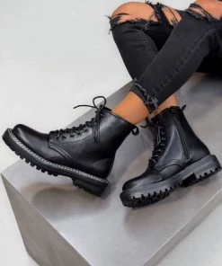 ELG ISABELLA Chelsea Ankle Boots - Black PU