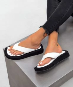 LIV NIEVE Chunky Toe Post Sandals - White