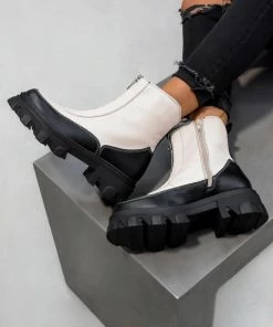 NDS KAYA Zip Front Ankle Boots - Beige PU