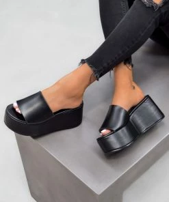 CIT LEVELS Chunky Platform Sandals - Black PU