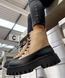 DMF SHOES LEVEL UP Chunky Lace Up Ankle Boots - Camel