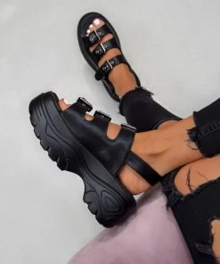 ELG RUCTION Super Chunky Buckle Gladiator Sandals - Black SHOES