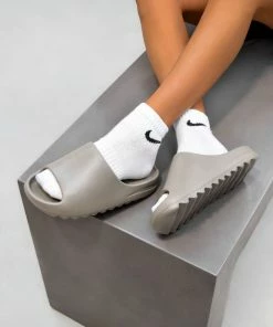 NDS RUN IT Flat Slider Sandals - Khaki