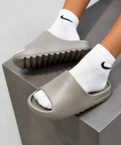 NDS RUN IT Flat Slider Sandals - Khaki