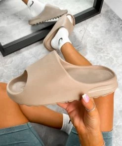 NDS RUN IT Flat Slider Sandals - Mocha