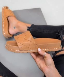 DMF TONIA Chunky Plait Sandals - Camel