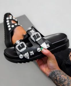 DMF SHOES TEXAS Chunky Studded Buckle Sandals - Black