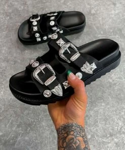 DMF SHOES TEXAS Chunky Studded Buckle Sandals - Black